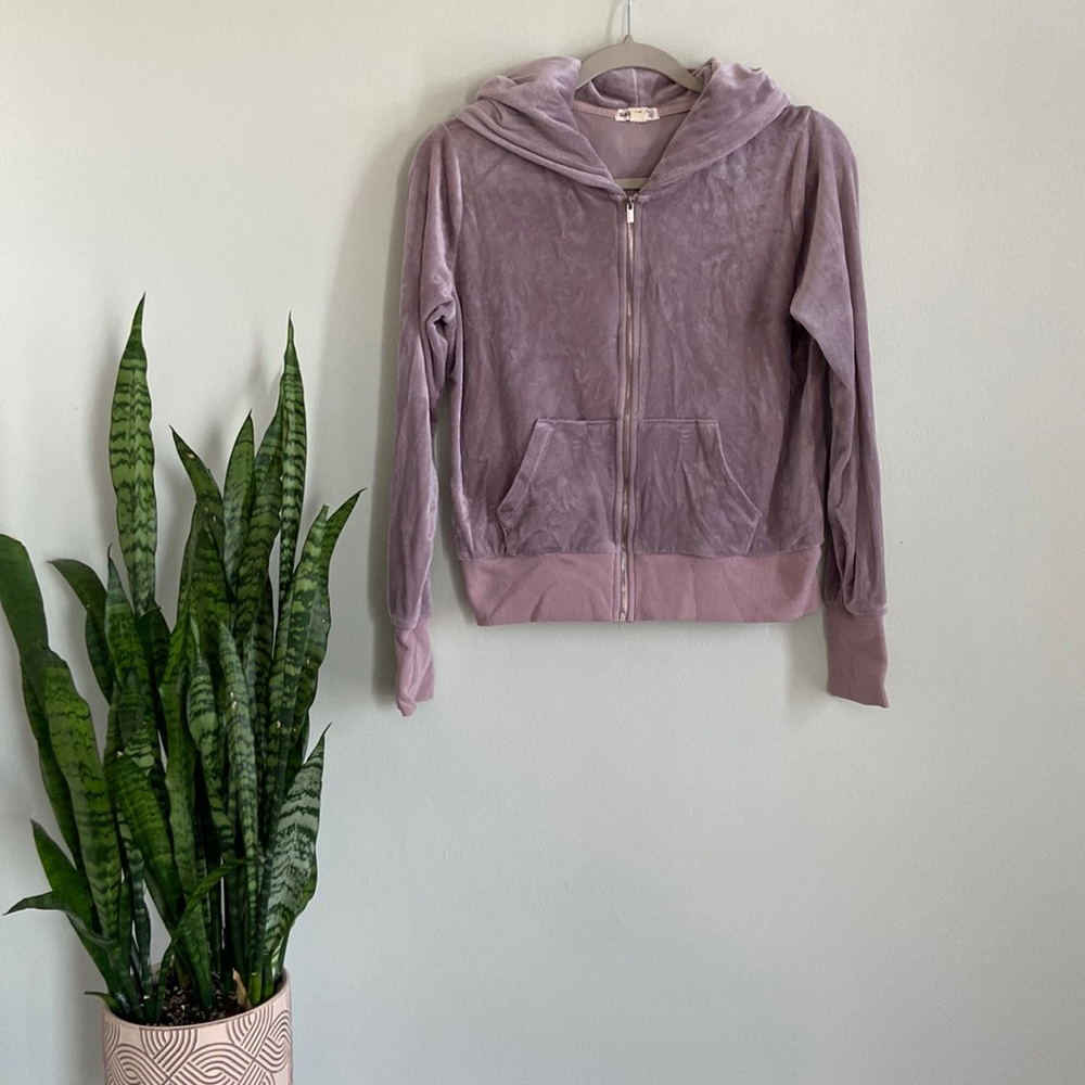 Garage sweater